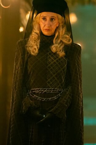 Lo que hacemos en las sombras. T(T5). Lo que hacemos en... (T5): Ep.8 El roast