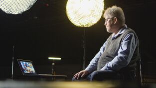 Anni: asesinato en la luna de miel. Anni: asesinato en la...: El cerebro