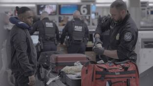 Control de Aeropuertos Usa 7. Control de Aeropuertos...: La coca y los niños