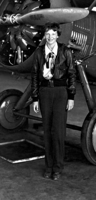 Misterios de las profundidades, con Jeremy Wade. T(T2). Misterios de las... (T2): Los restos del Amelia Earhart