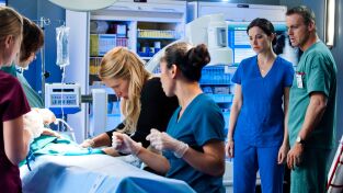 Saving Hope. T(T3). Saving Hope (T3): Ep.1 El cielo puede esperar