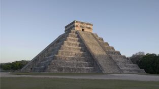 Los Mayas: auge y caída de un imperio. Los Mayas: auge y...: Colapso