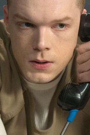 Shameless. T(T9). Shameless (T9): Ep.1 ¿Estás ahí Ellael? Soy yo, Ian.