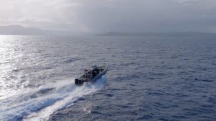 Control de aeropuertos: el Caribe. Control de...: Homenaje a los caídos
