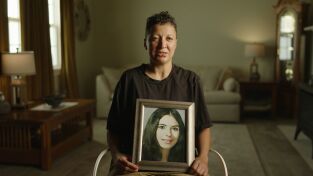 Cuerpos sin identificar: genealogía forense. T(T1). Cuerpos sin... (T1): Ep.3 Una caja de huesos