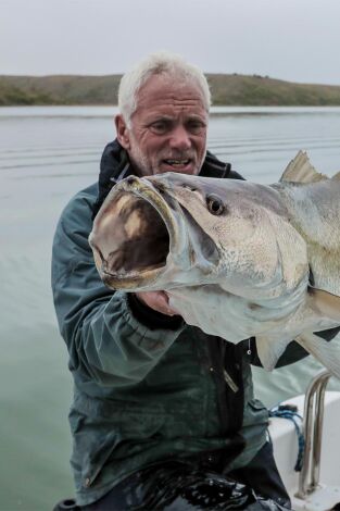 Aguas profundas con Jeremy Wade. Aguas profundas con...: La bestia legendaria de Sudáfrica