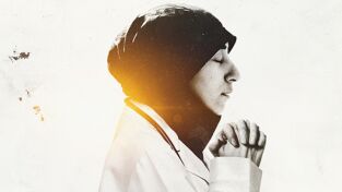 En zona de guerra. En zona de guerra: The Cave