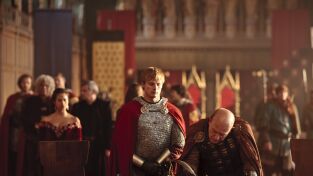 Merlín. T(T5). Merlín (T5): Ep.8 La falsa reina