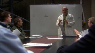 Stargate Atlantis. T(T2). Stargate Atlantis (T2): Ep.13 Masa crítica