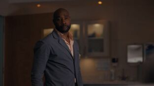 Watson. T(T2). Watson (T2): Ep.8 Livvy ve al médico