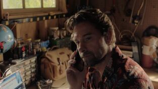 R.J. Decker. T(T1). R.J. Decker (T1): Ep.4 Vanidad o verdad