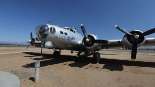 Iconos del cielo. Iconos del cielo: B-17