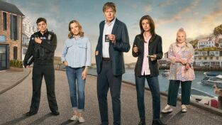 Beyond paradise. T(T3). Beyond paradise (T3): Ep.4 