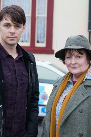 Vera. T(T5). Vera (T5): Ep.1 Cambio de mareas