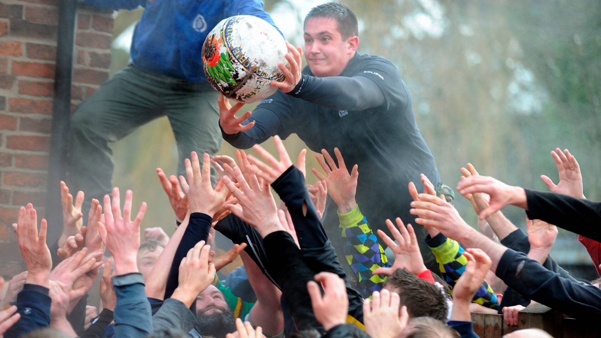 Informe Robinson (1): Ashbourne, guerra por un balón