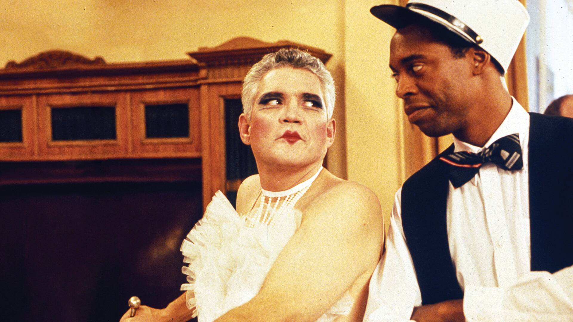 Loca academia de policía 7: Misión en Moscú