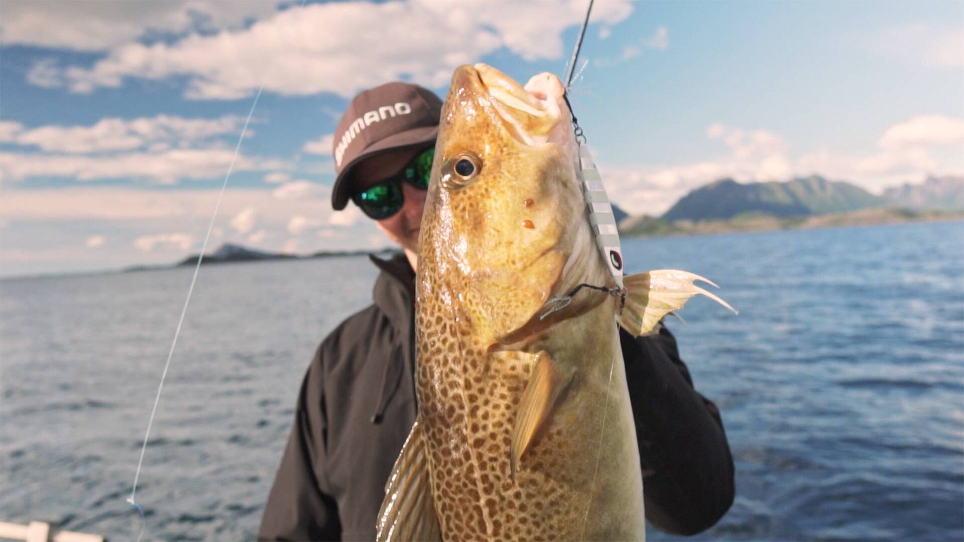 Pescando en los fiordos noruegos