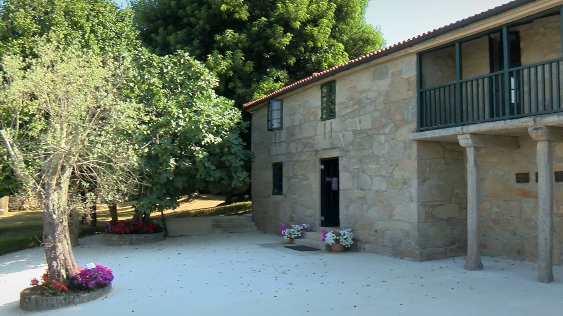 Casa Rosalía: A Casa de Todas