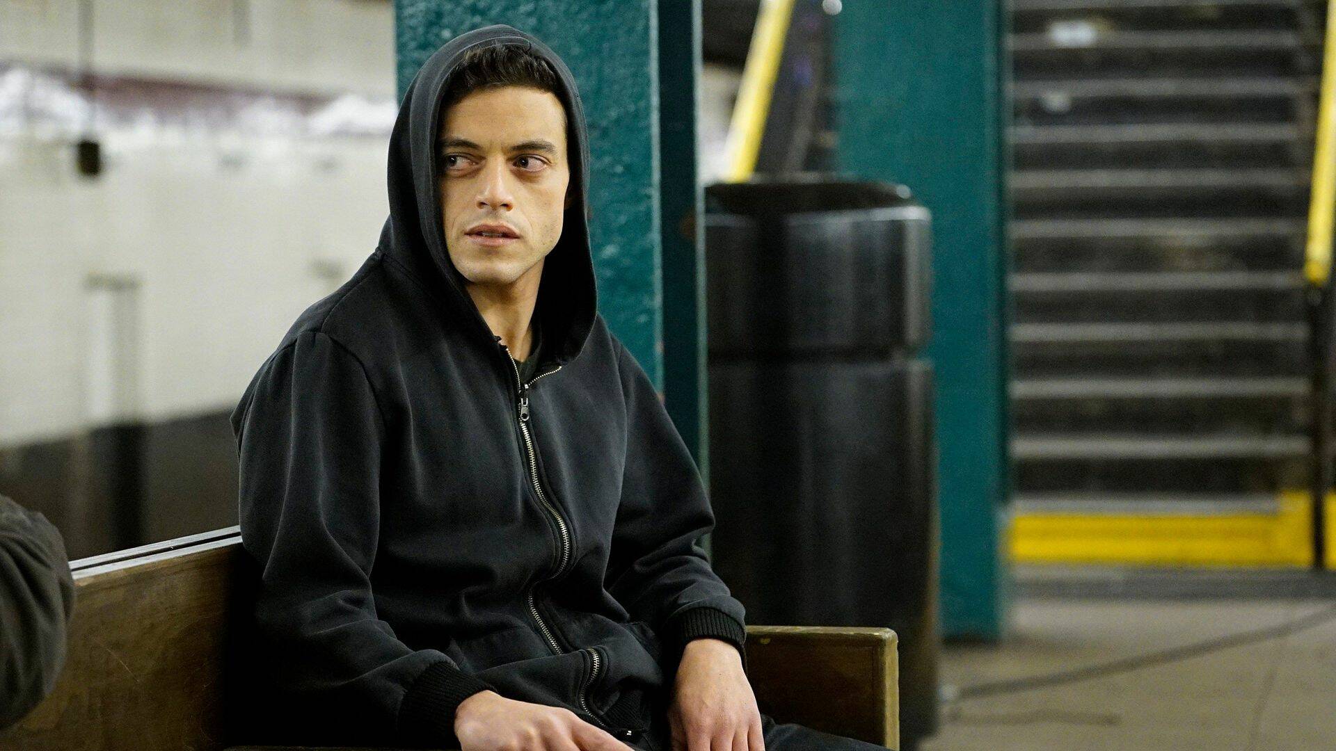 Mr. Robot (T1): Ep.6 eps1.5_br4ve-trave1er.asf