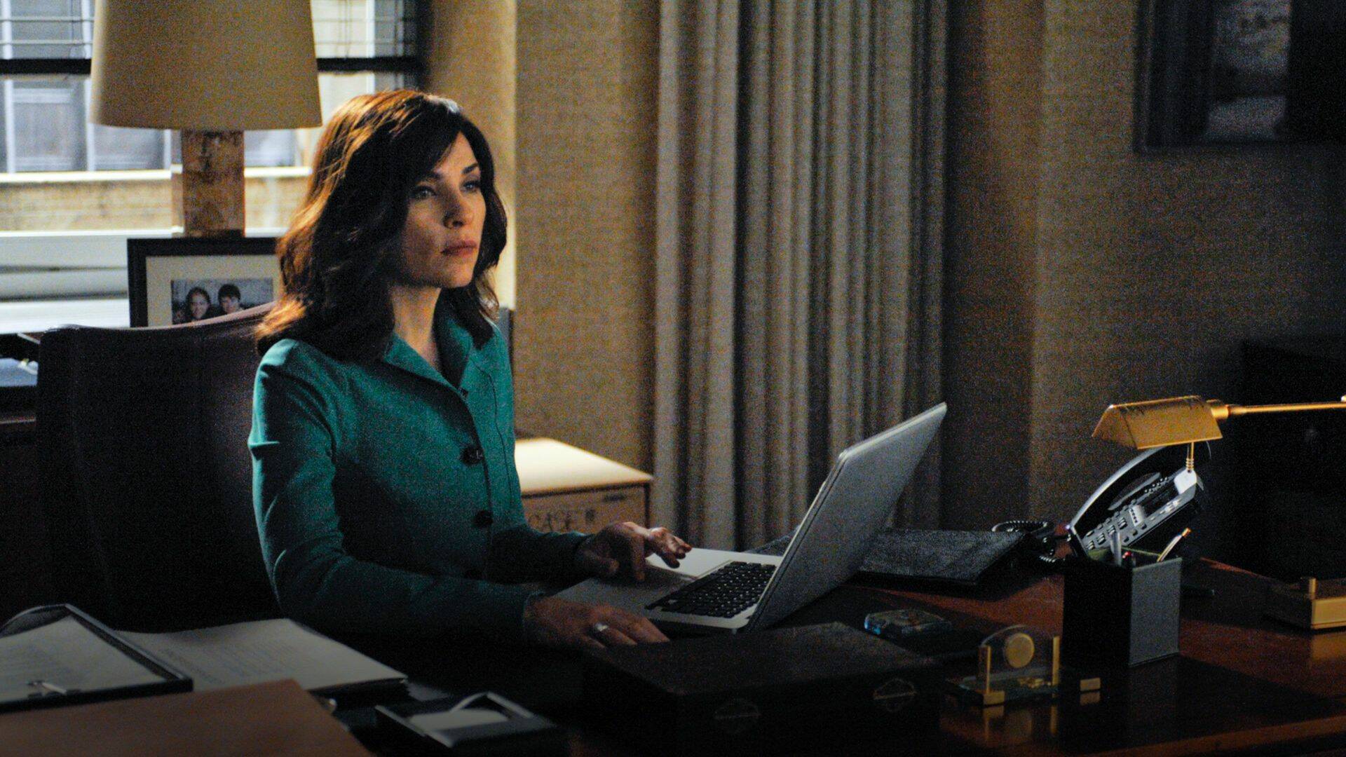 The Good Wife (T4): Ep.3 Dos chicas y un código