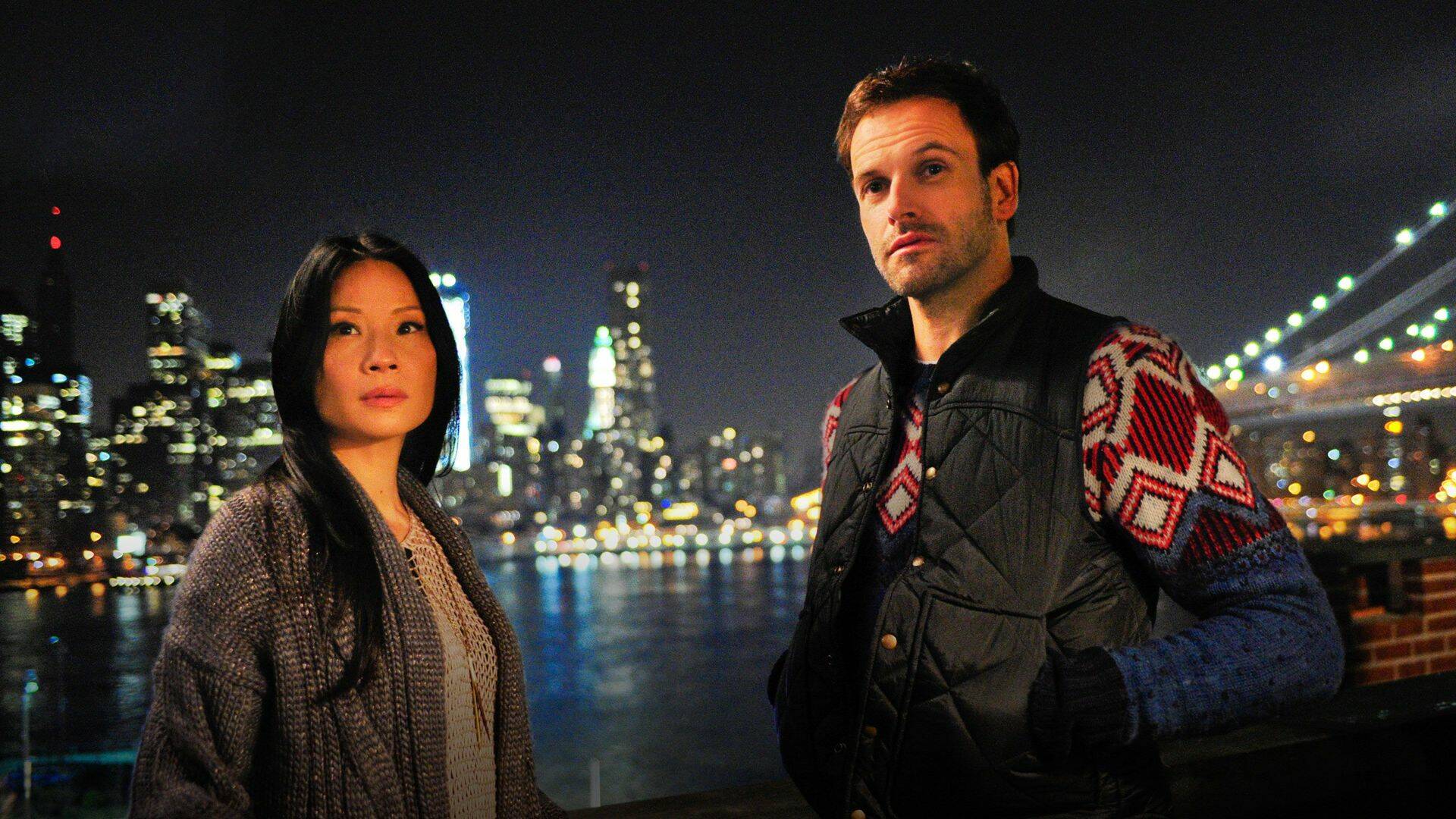 Elementary (T1): Ep.6 Un vuelo accidentado