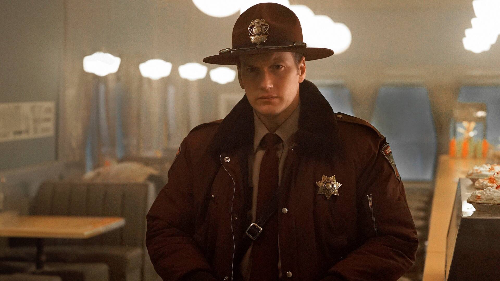 Fargo (T2): Ep.2 Ante la ley