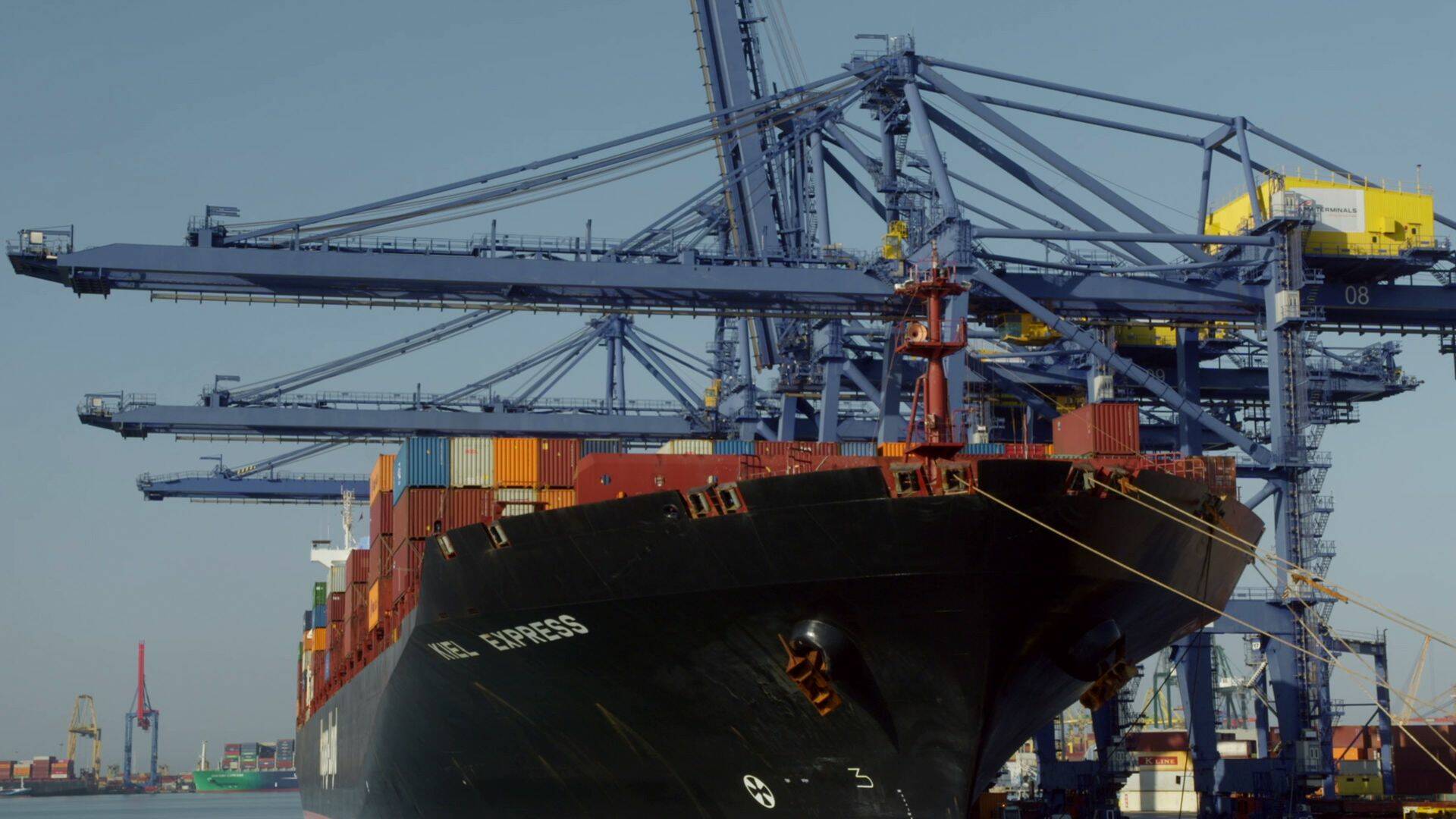 Control de puertos (T1)
