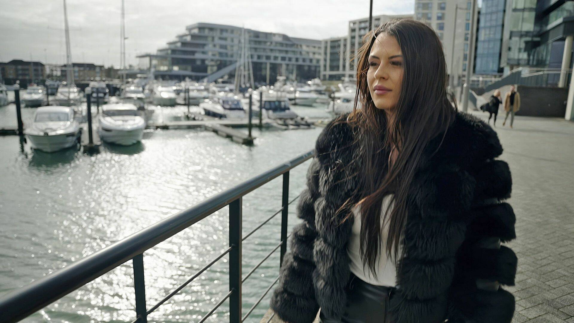 Teen Mom UK (T8): Brillos, anillos y nuevos comienzos