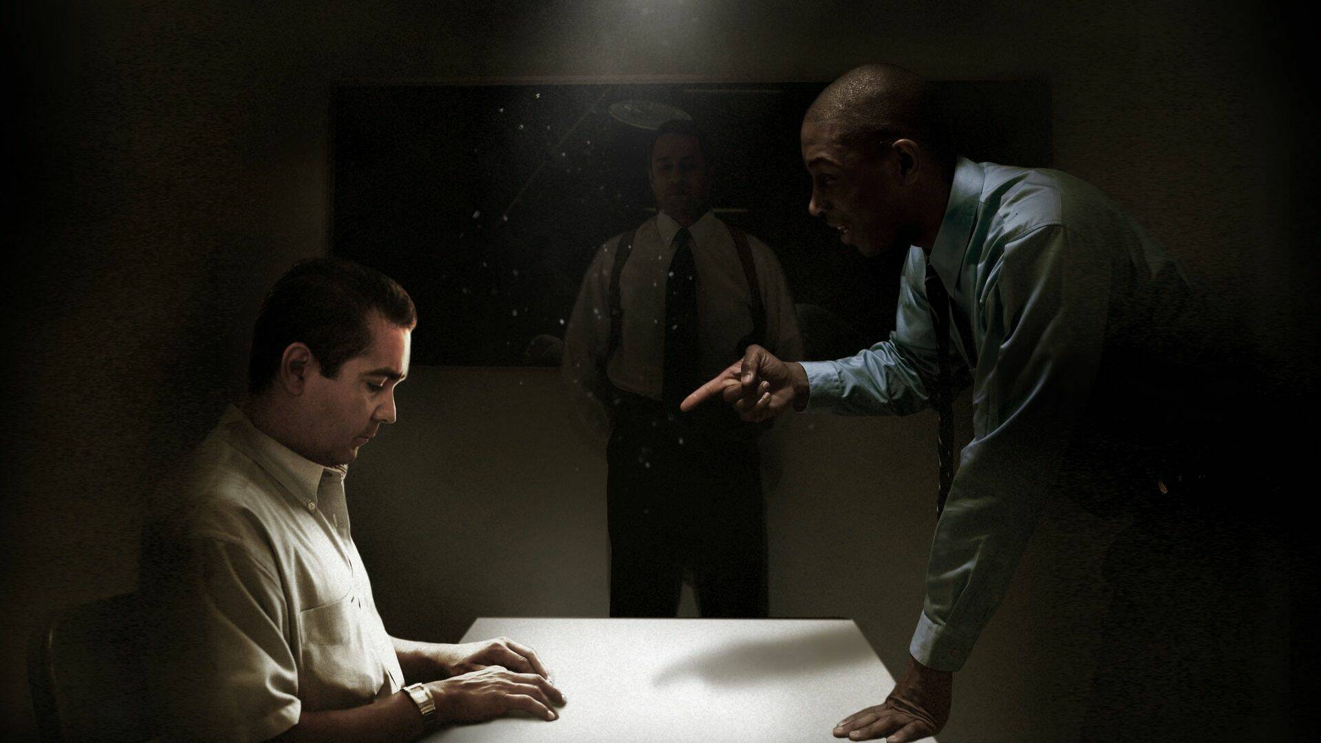 Dentro de un interrogatorio