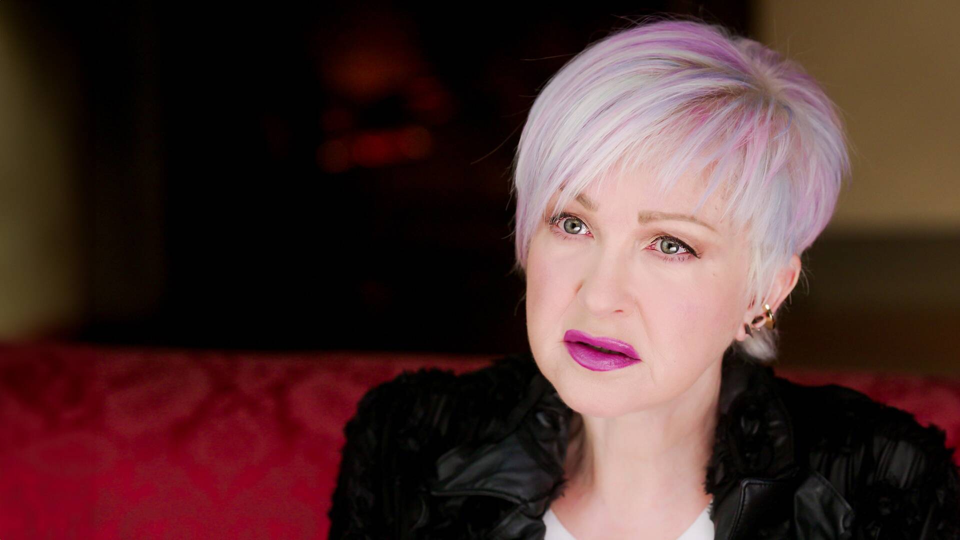 Cyndi Lauper: Let the Canary Sing