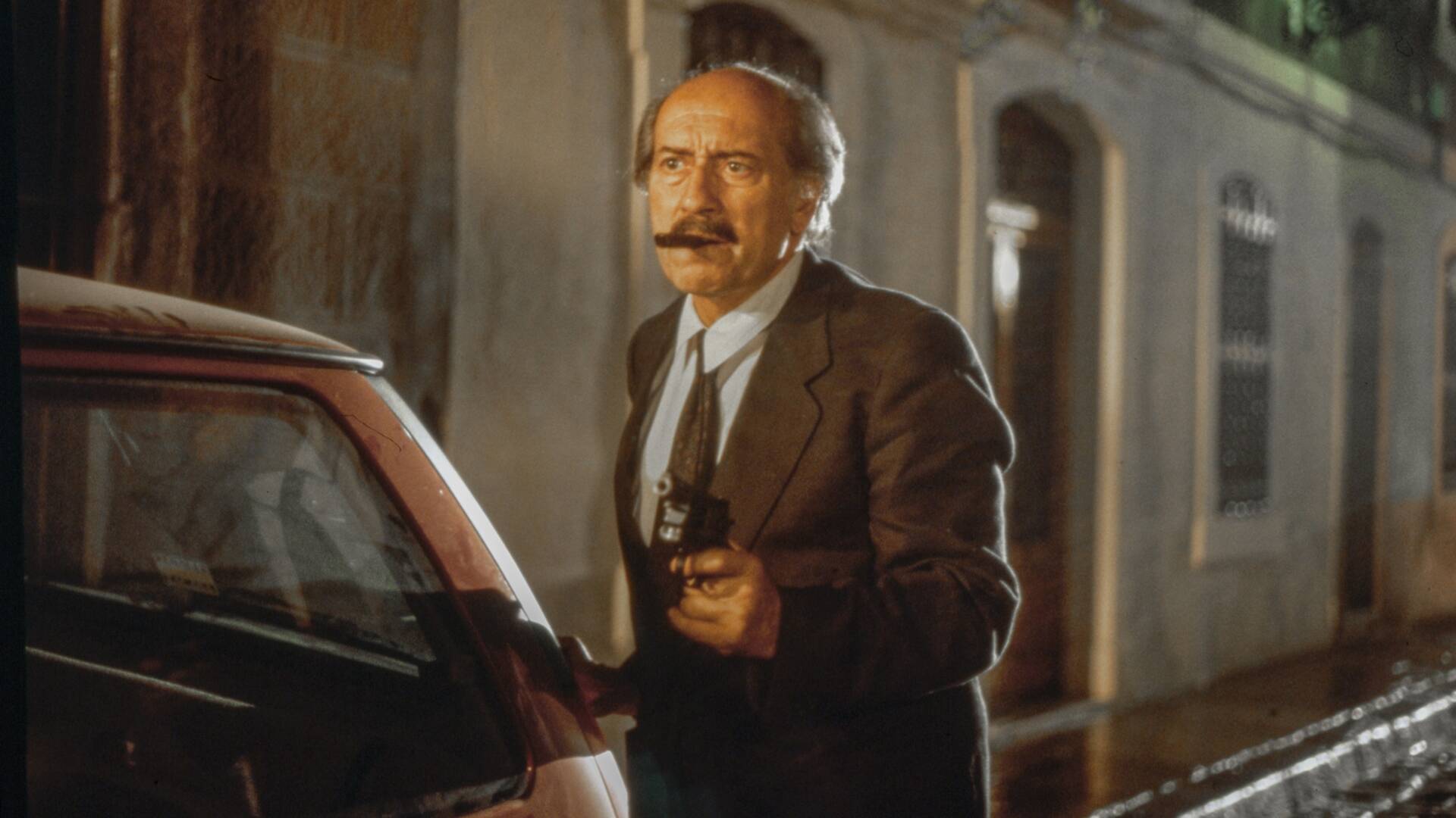 Crónica sentimental en rojo