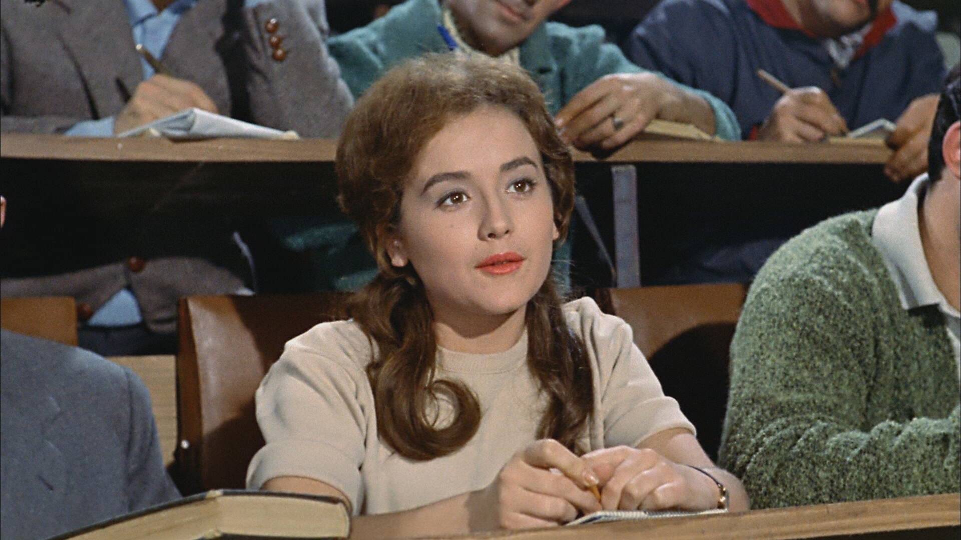 Con la pata quebrada