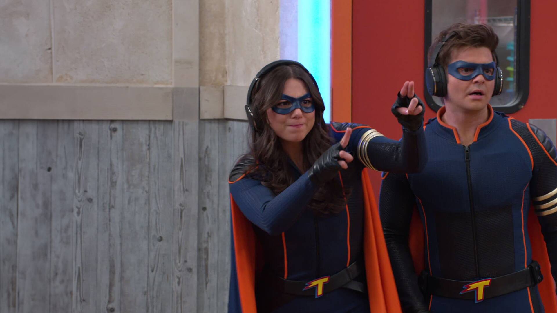 Los Thunderman:... (T2): Ep.5 El plan de una noche de verano
