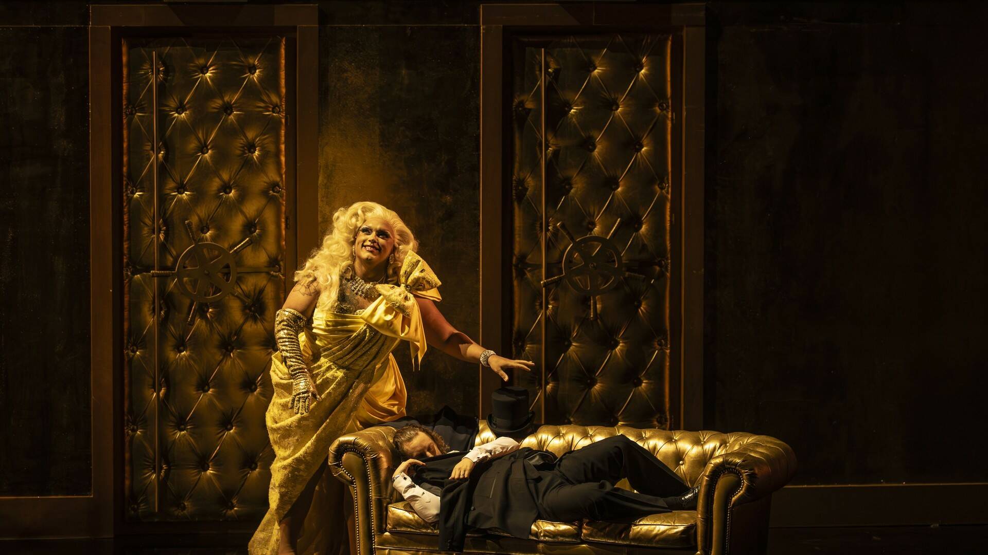 Johann Strauss II: Die Fledermaus - Opéra Royal de Wallonie-Liège