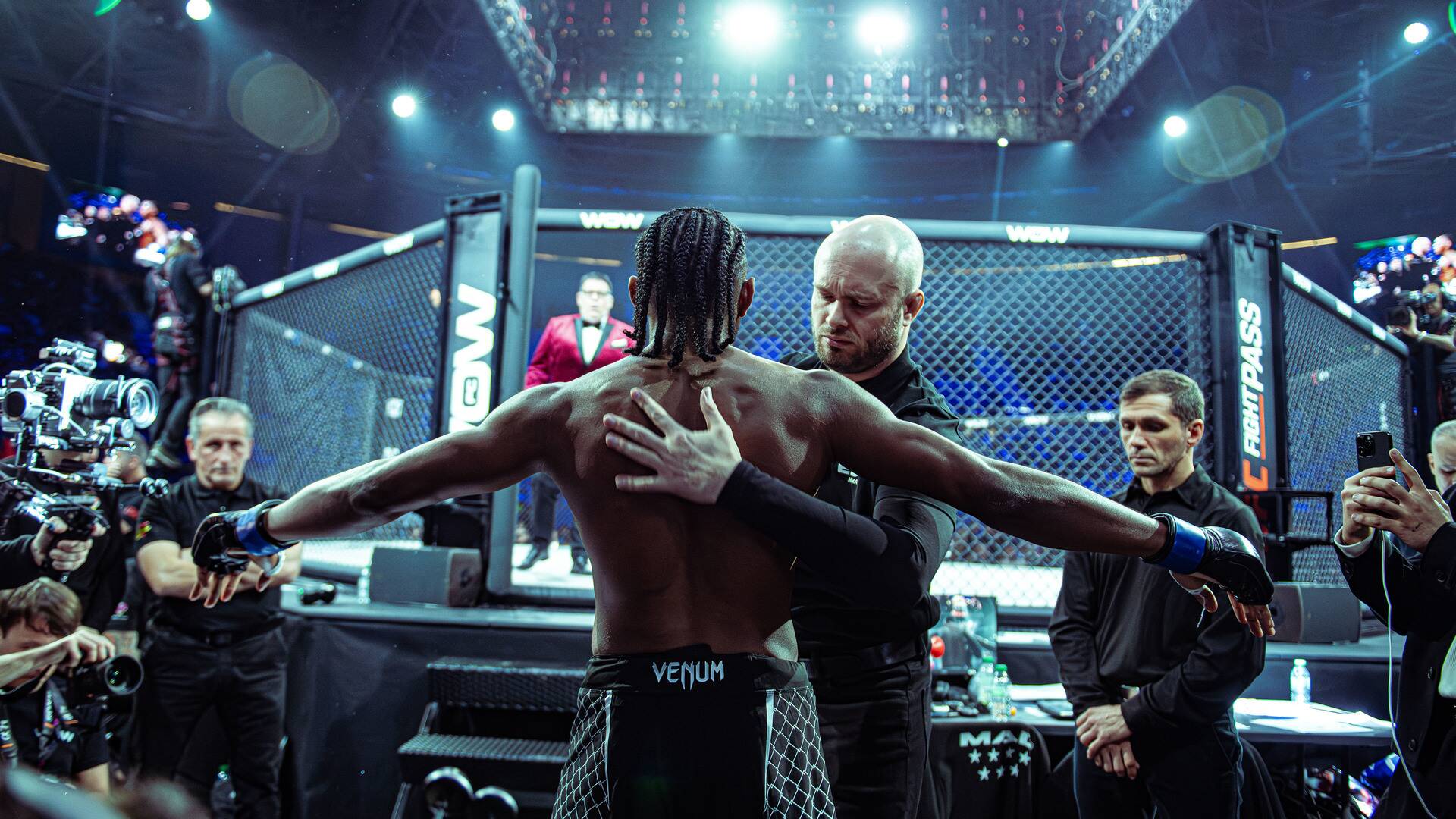 WOW 28 (Barcelona) Velada Completa