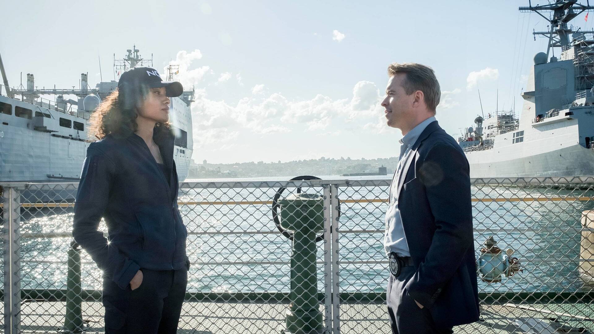 NCIS: Sydney (T1): Ep.1 Fusionando