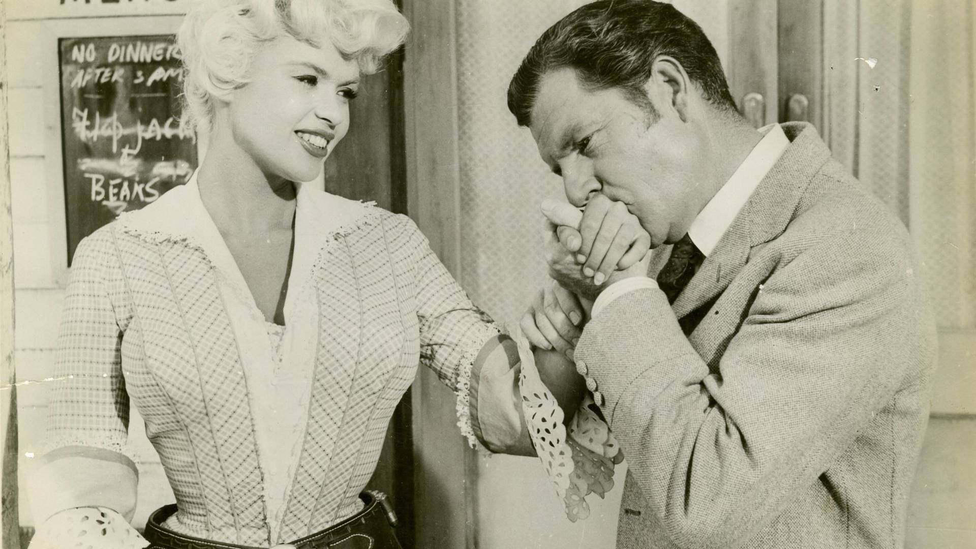 La rubia y el sheriff