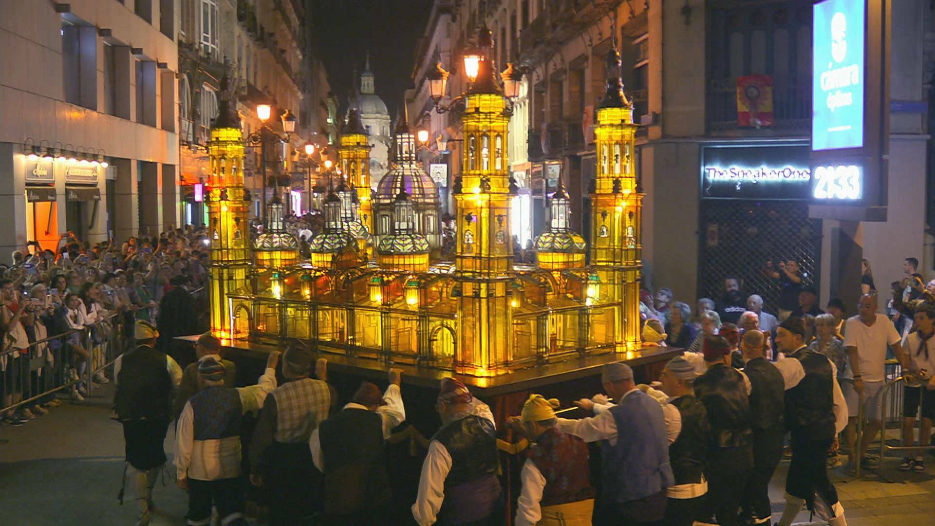 El rosario de cristal. Un camino de luz