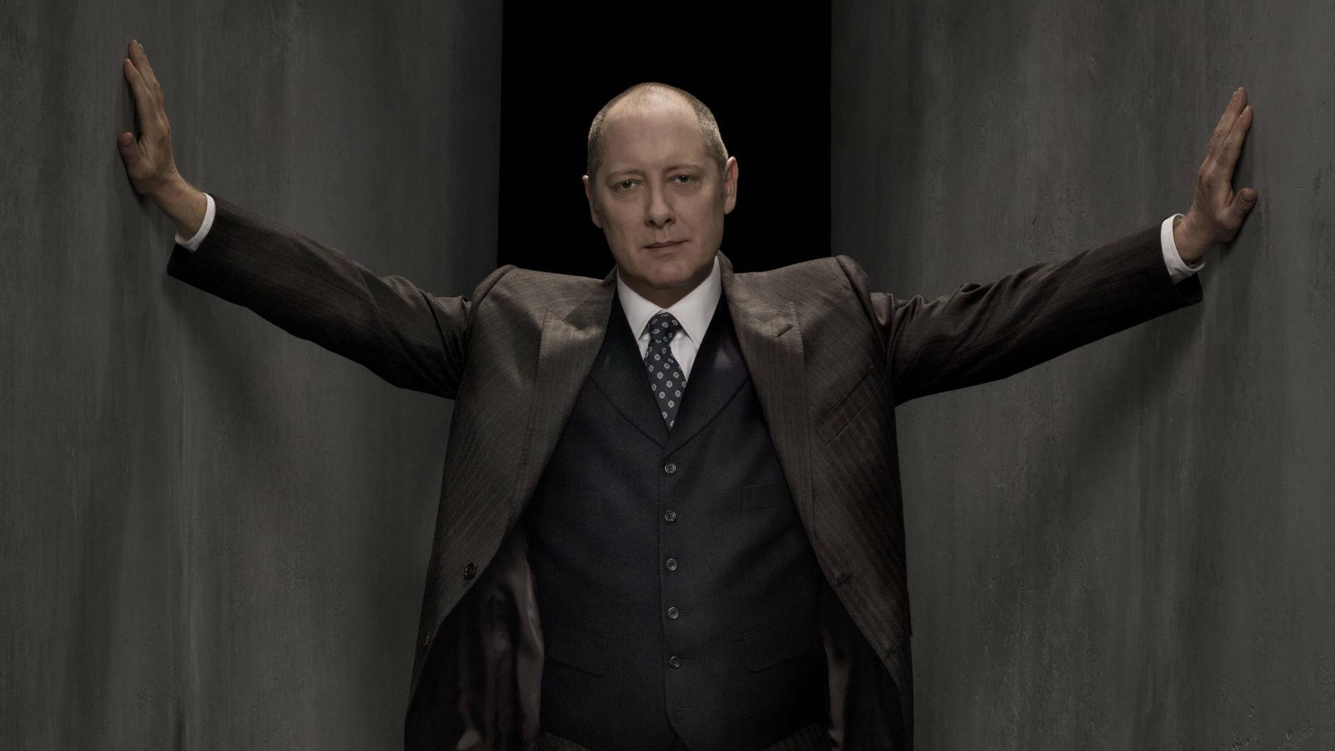 The Blacklist (T2): Ep.2 Monarch Douglas Bank (Nº 112)