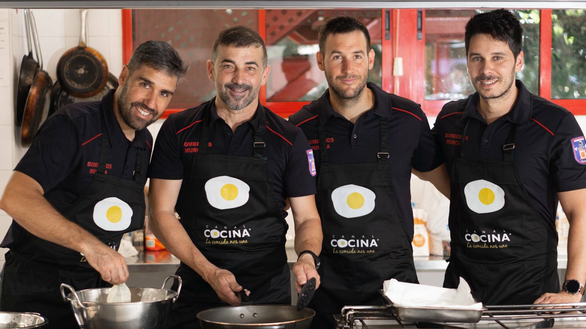 Bomberos cocineros (T1): Huelva