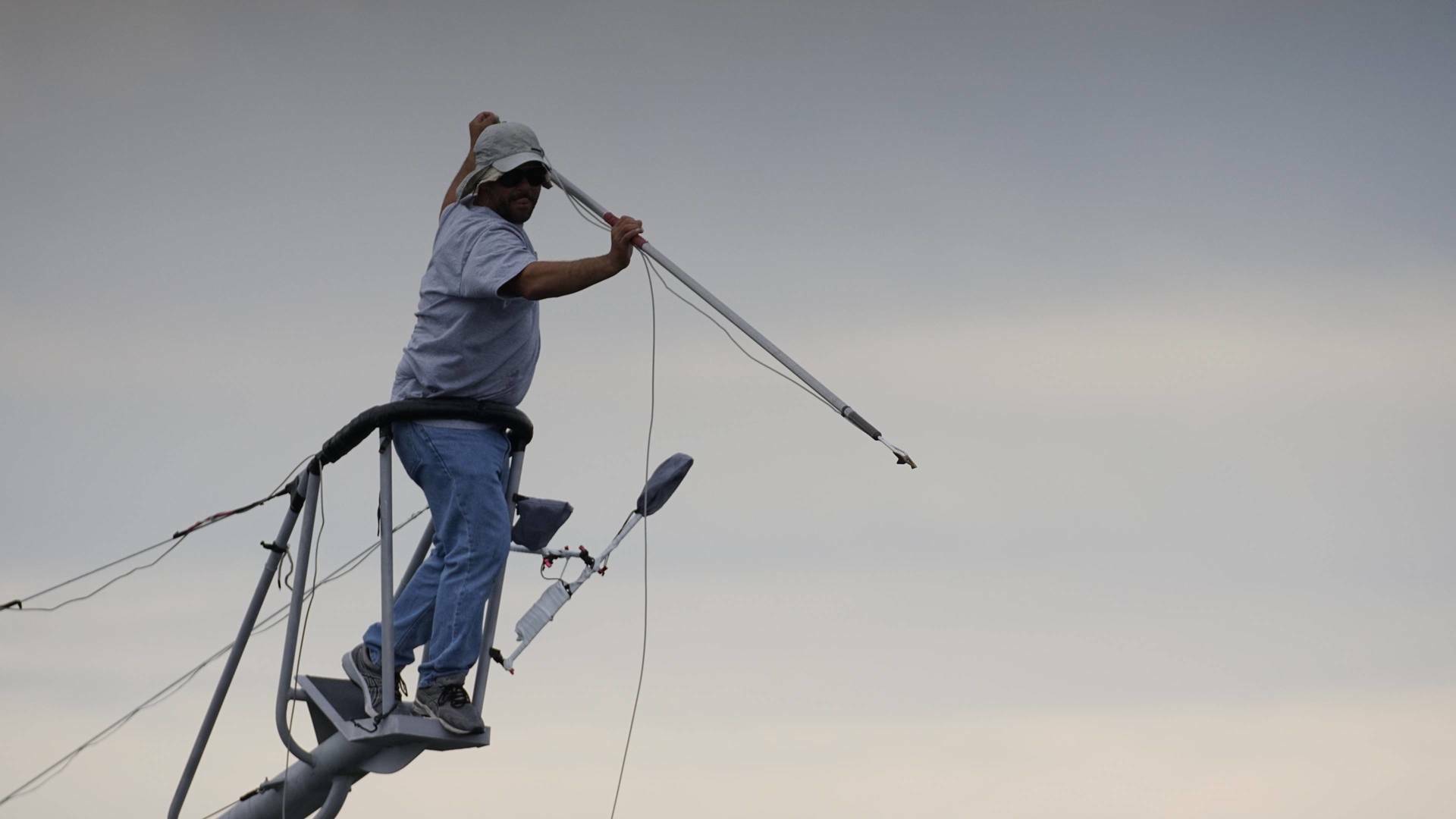 Pesca con arpón: Mantén cerca a tus enemigos