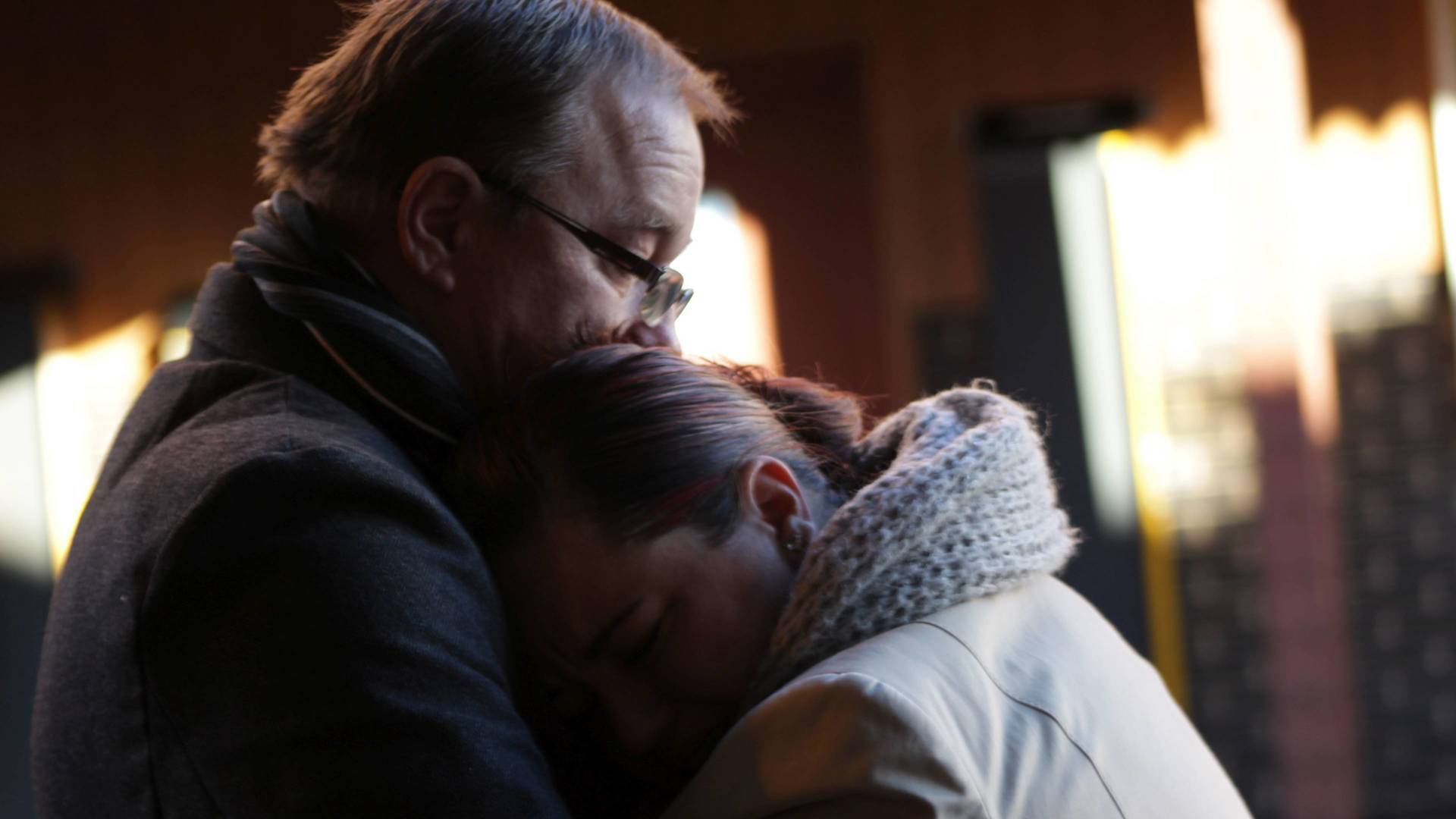 Separados al nacer (T1): Ep.2