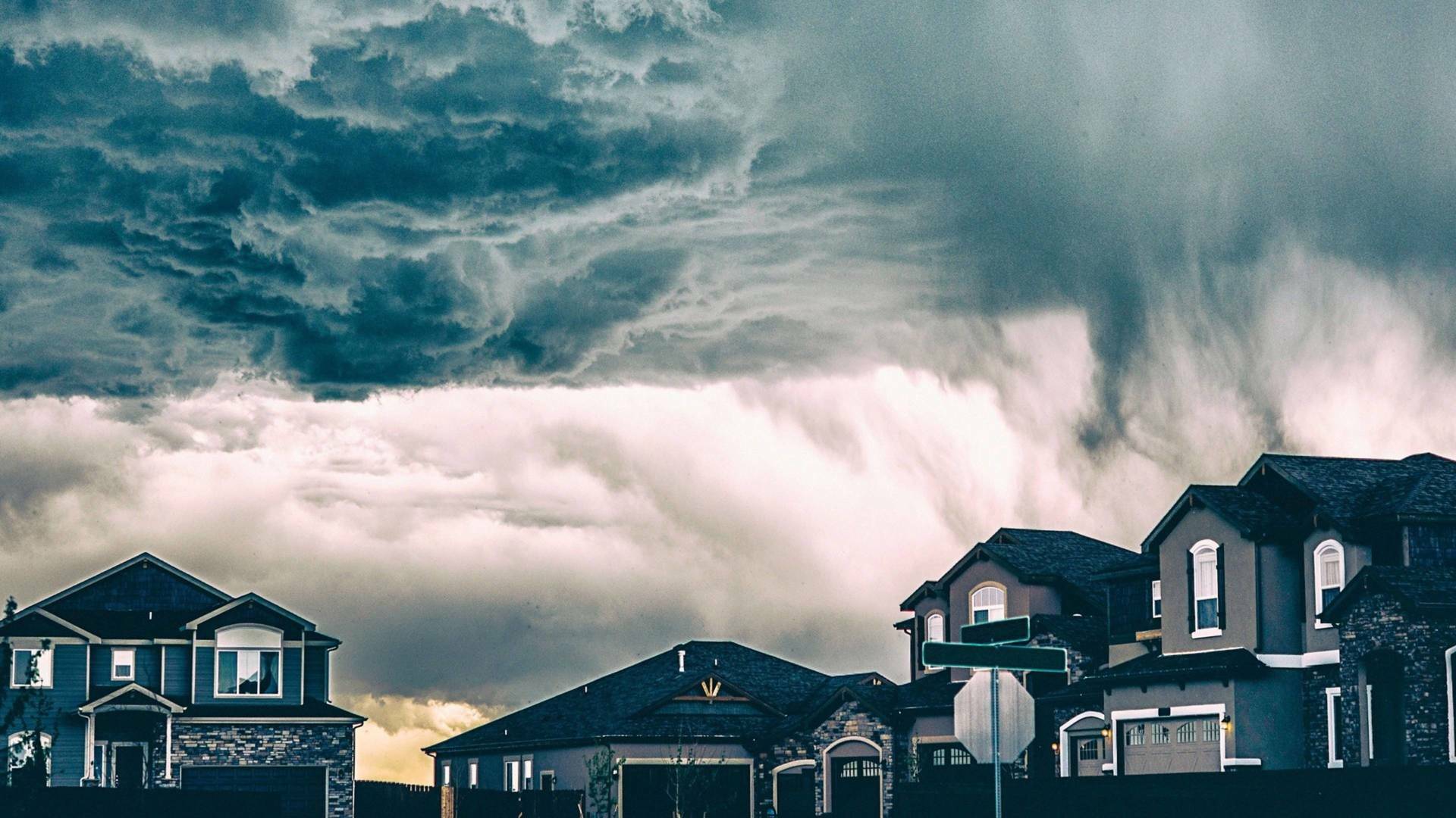 Viviendo con un asesino: Encerrada en el armario