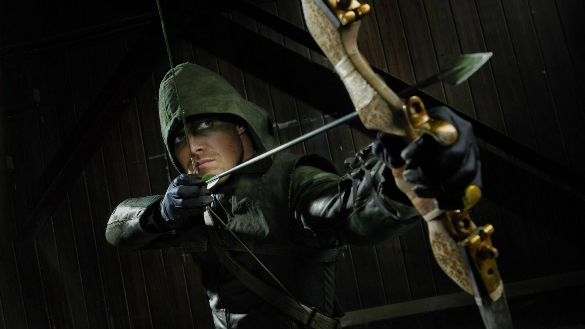 Arrow (T1): Ep.18 Salvación