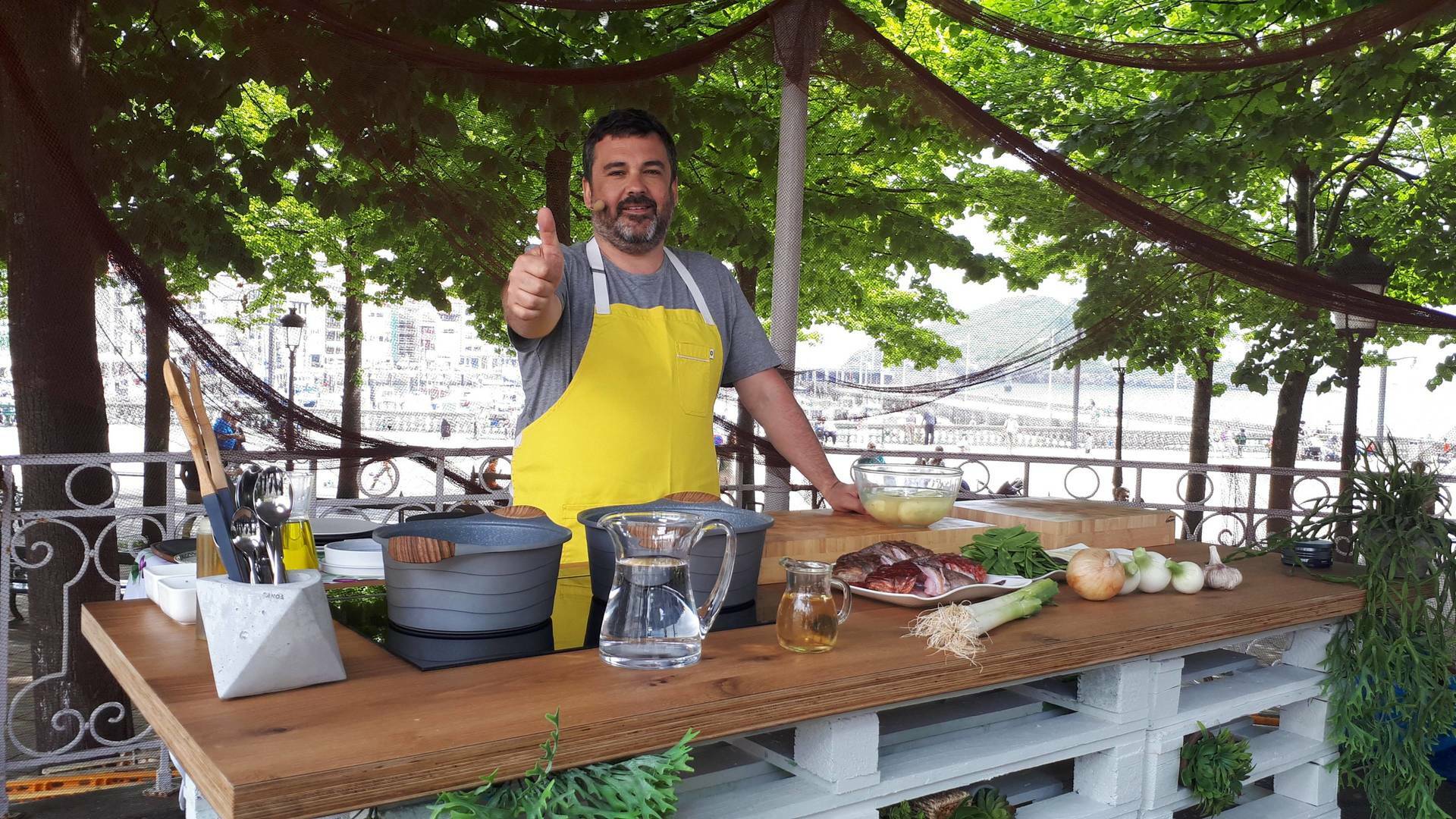 A Bocados Verano (T1): Fideuá de verduras con almejas