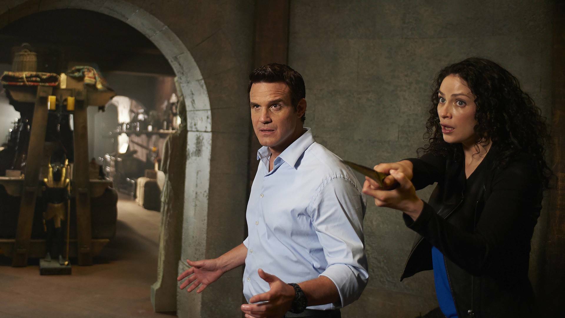 Warehouse 13 (T5): Ep.3 Un día memorable