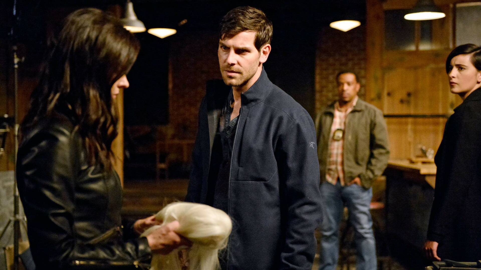 Grimm (T6): Ep.1 Fugitivo