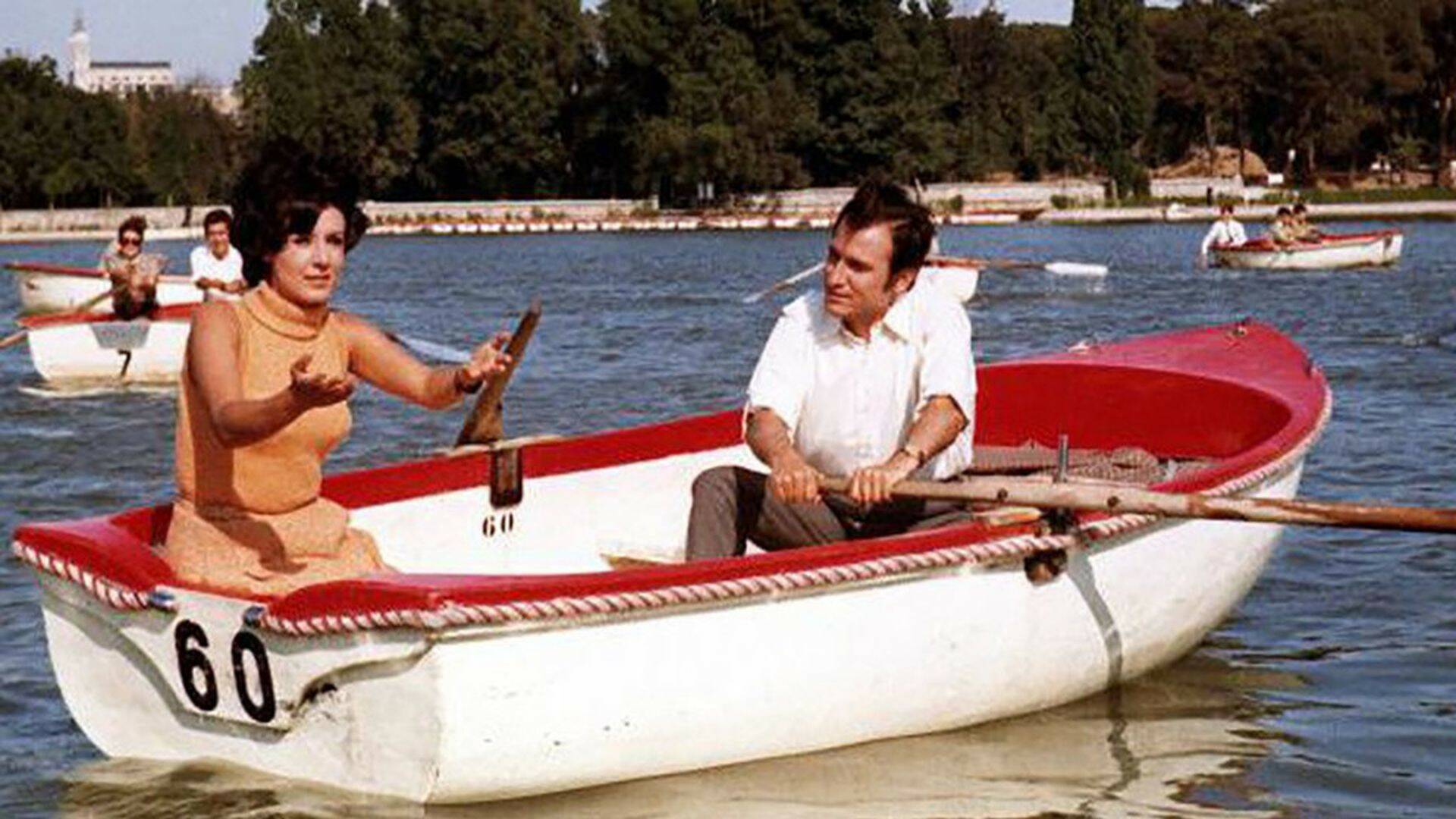 Relaciones casi públicas