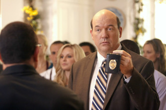 Imagen de El cuerpo del delito (T2): Ep.6 Ha salido tu número - 2