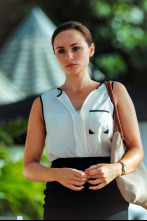 Imagen de Crimen en el paraíso (T2): Ep.3 Muerte en la clínica - 6